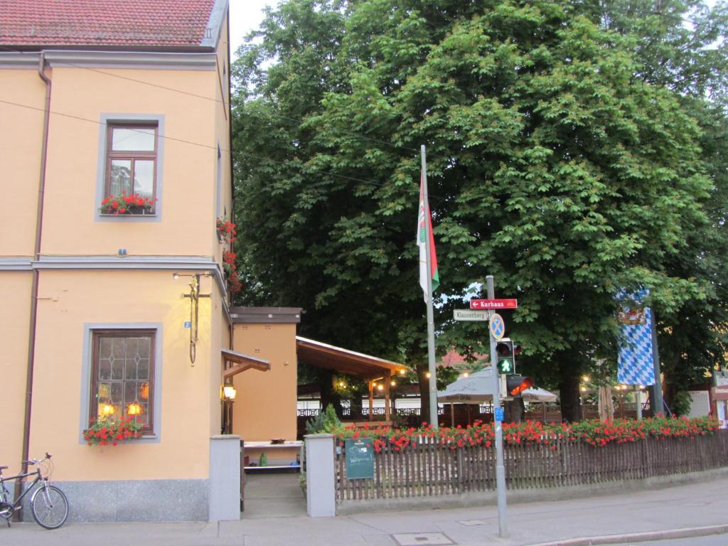 Zum Ochsen Hotel Stadtbergen ภายนอก รูปภาพ